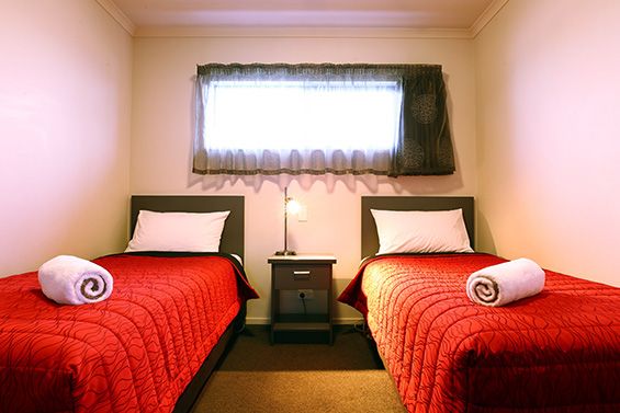1-Bedroom Suite single beds